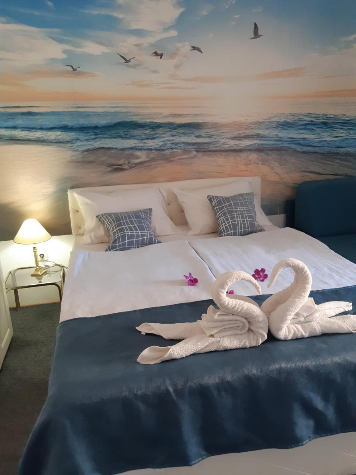 Central Lakeside Apartment Ohrid Ngoại thất bức ảnh
